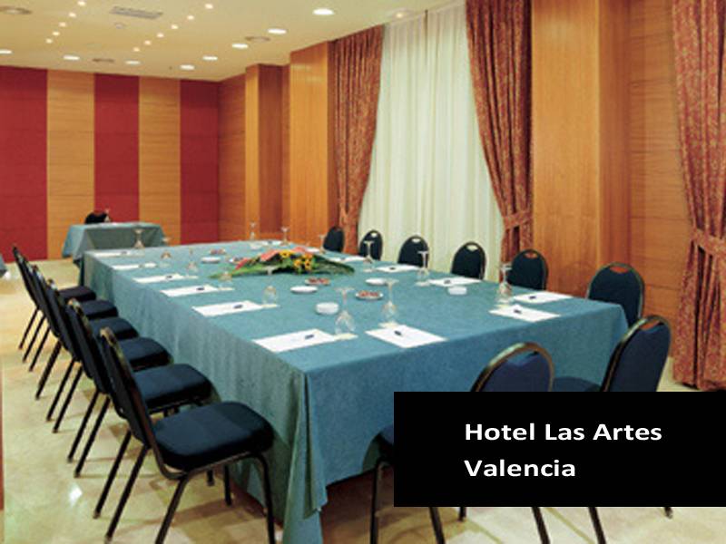 Mesa en Hotel NH Las artes en Valencia